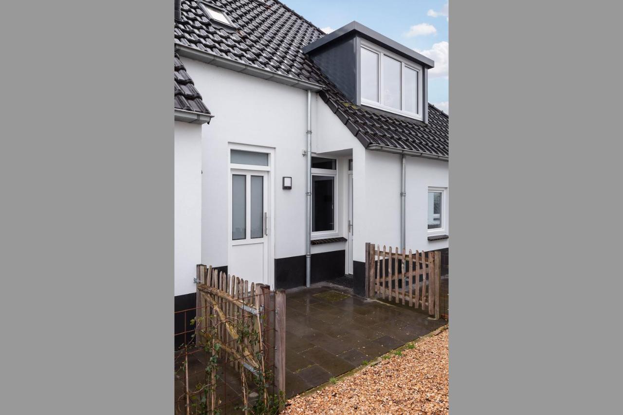 Welcome In - Bovenappartement Paviljoenwei 12-29, Sneek - Offingawier 外观 照片